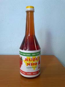 Rượu nho nguyên chất (10 chai nhựa)
